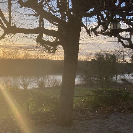 فندق La Chaumiere De L'Eau Sauvage Villeneuve-sur-Allier المظهر الخارجي الصورة